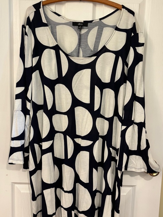 ellos Tops - ellos Navy & White Geometric Circle Print Tunic